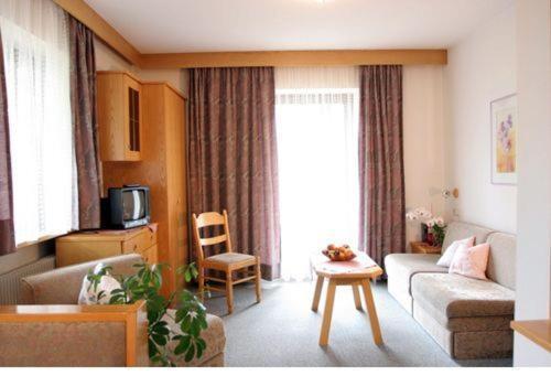 Residence Gruenwald Valles Bagian luar foto